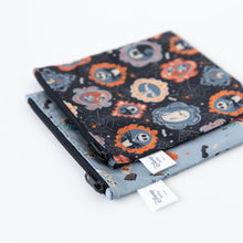 Load image into Gallery viewer, Bumkins Reusable Snack Bag, Large 2 Pack: Everyday Is Halloween lay stacked at an angle on a white background.