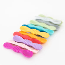 Load image into Gallery viewer, Bumkins Silicone Dipping Spoons 3 Pack: Lollipop lays among other silicone spoons on a white background.