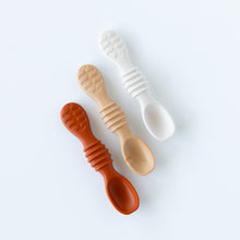 Load image into Gallery viewer, Bumkins Silicone Dipping Spoons 3 Pack: Rocky Road is neatly arranged on a white background.