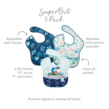 Load image into Gallery viewer, Infographic of Bumkins SuperBib® 3 Pack: Bumkins signature waterproof fabric, adjustable neck closure, catch-all pocket, 6-24 months.
