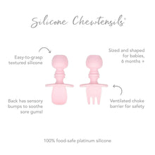 Load image into Gallery viewer, Infographic of Bumkins Silicone Chewtensils®: 100% food-safe platinum silicone, easy-to-grasp textured silicone, ventilated choke barrier.
