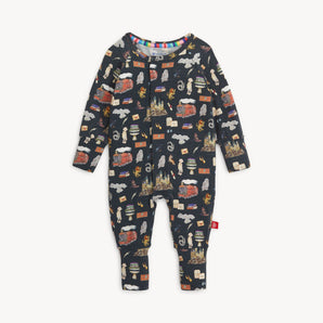 Magnetic Me, Coverall HP First Year: gray long sleeve coverall pajamas with magnetic closure & Harry Potter design, made of TENCEL modal.