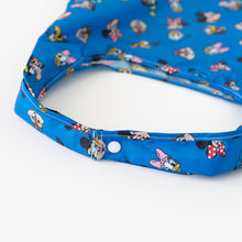 Load image into Gallery viewer, Close-up of the straps of Bumkins Packable Tote Bag: Mickey &amp; Friends Forever on a white background.
