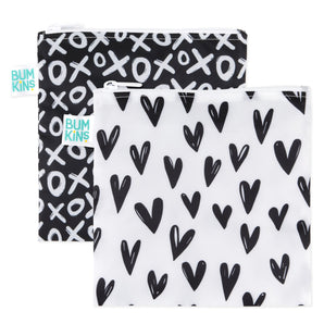Bumkins Reusable Snack Bag, Large 2-Pack: XOXO & Hearts includes 2 zippered pouches made of black & white printed waterproof fabric.